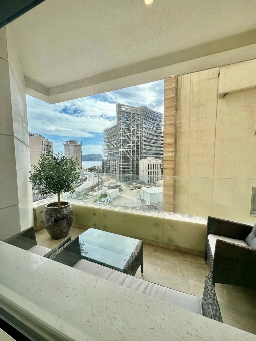 Luxury Suite 4 photo 8