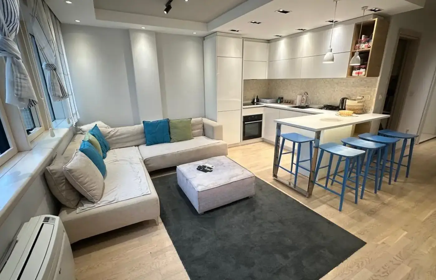Luxury Suite 5